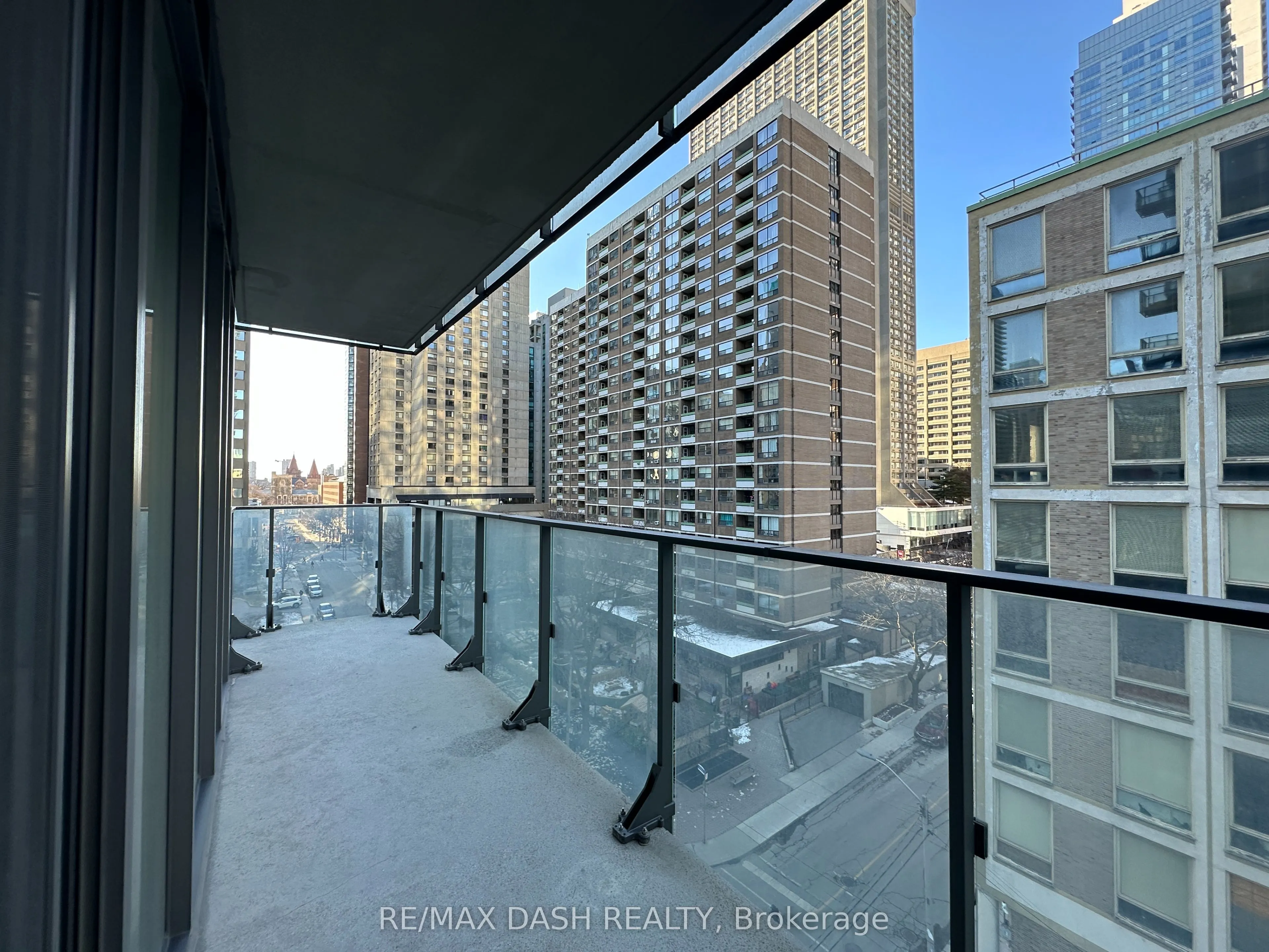 75 St Nicholas Street, #607
