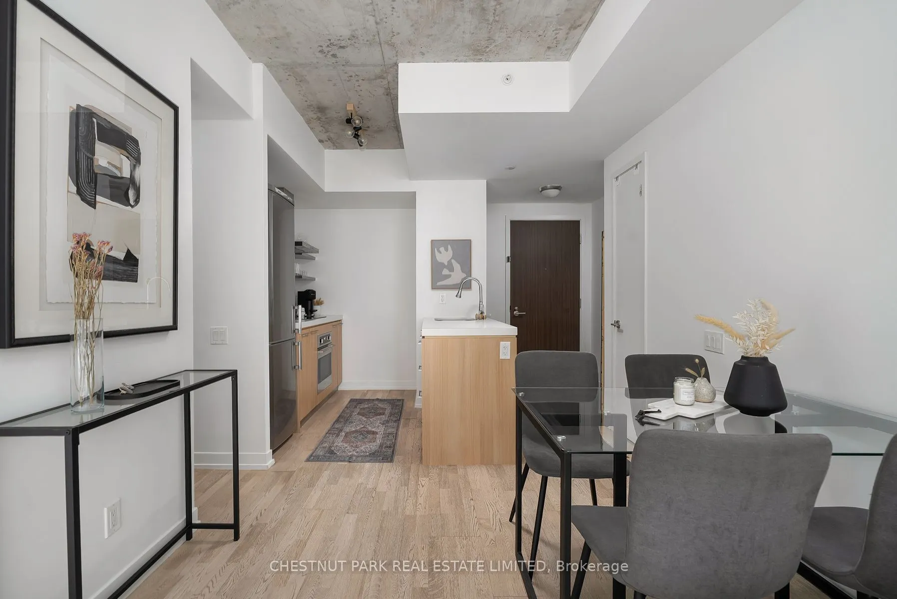 461 Adelaide Street, #230