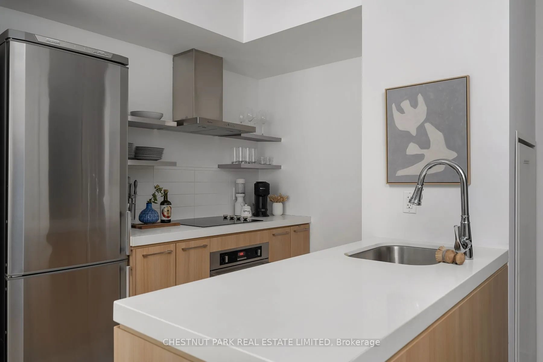 461 Adelaide Street, #230