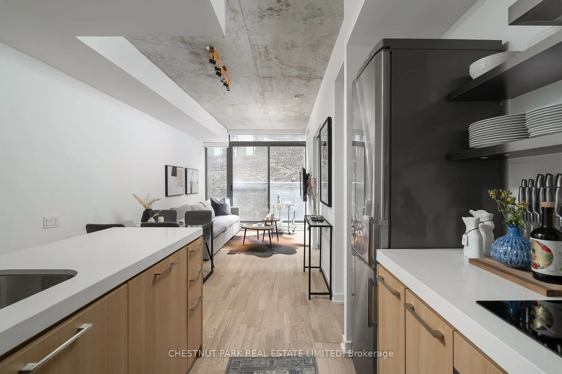 461 Adelaide Street, #230