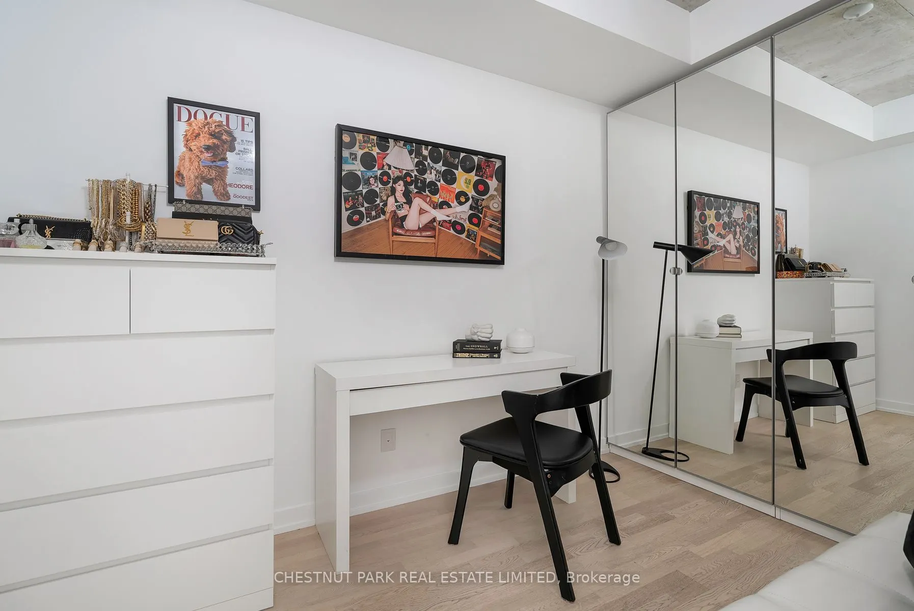 461 Adelaide Street, #230