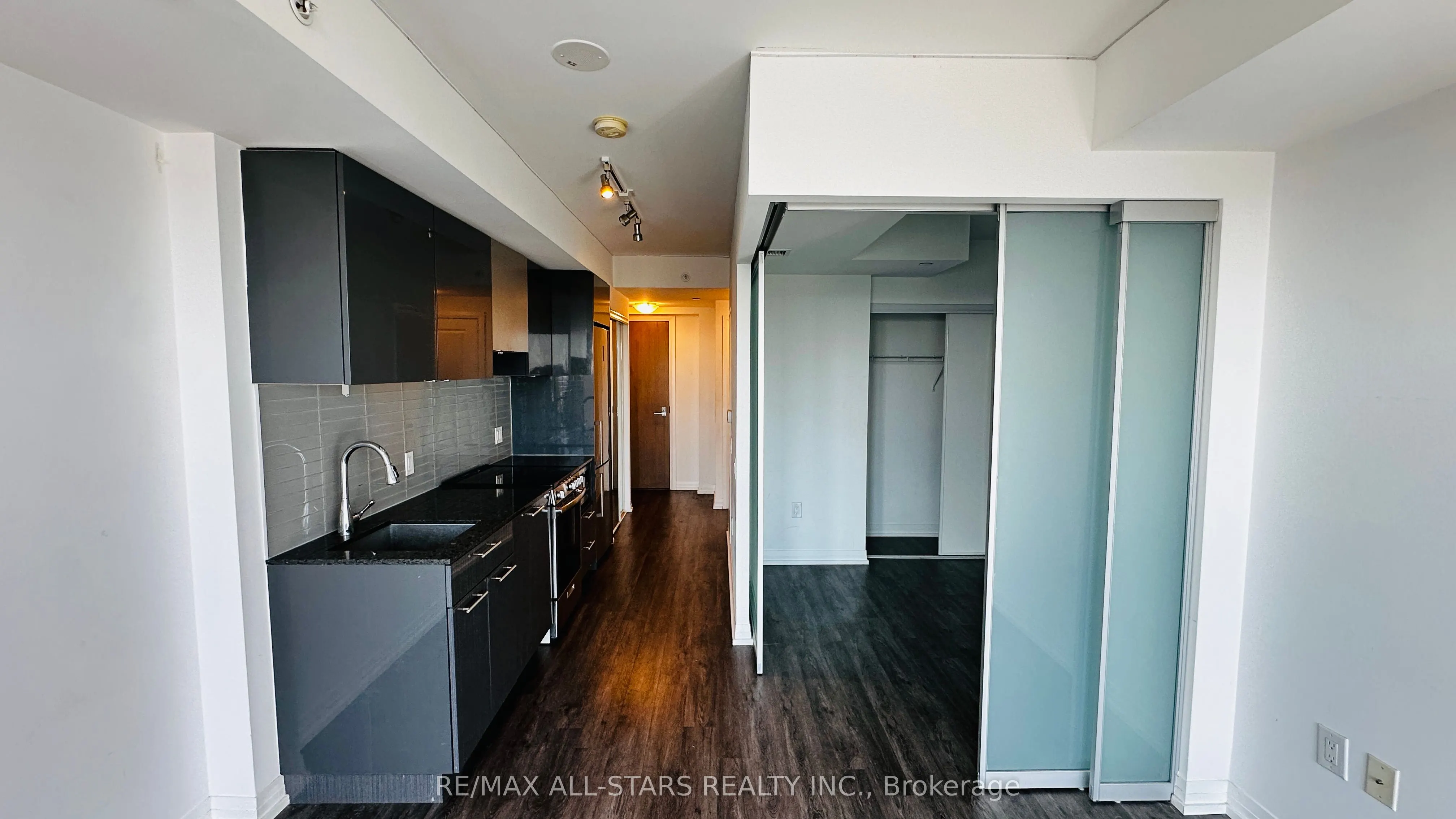 251 Jarvis Street, #3501