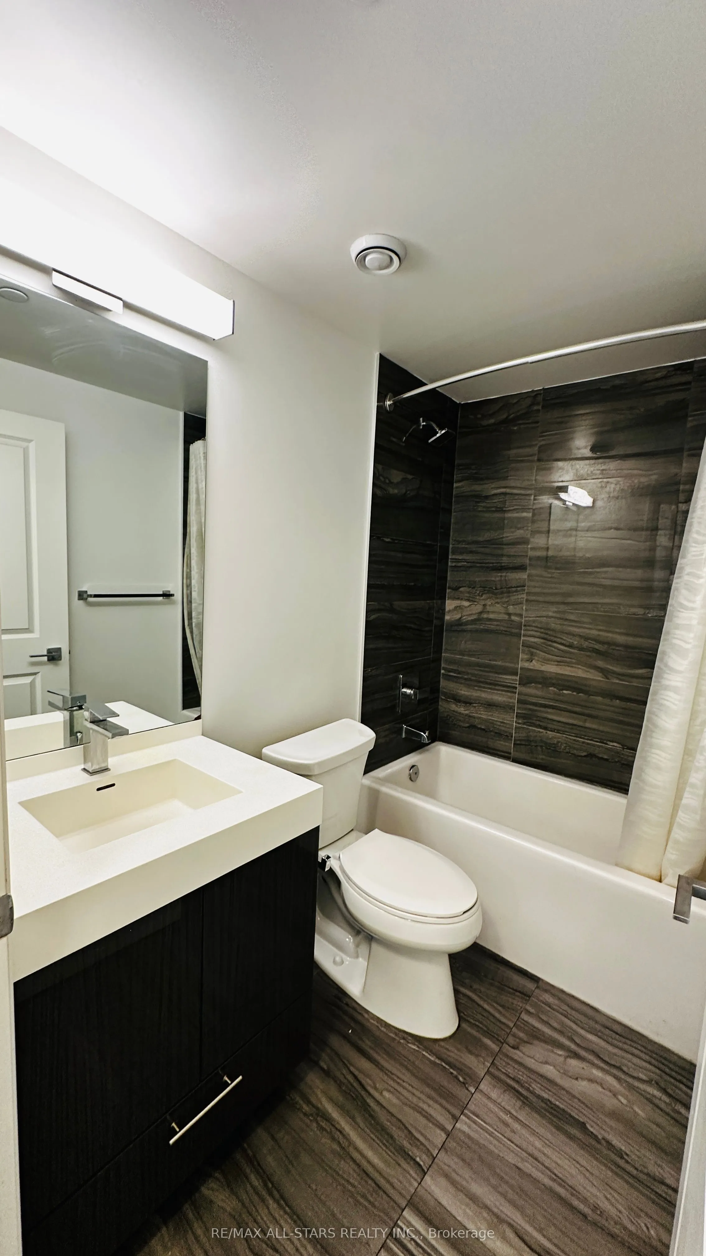 251 Jarvis Street, #3501