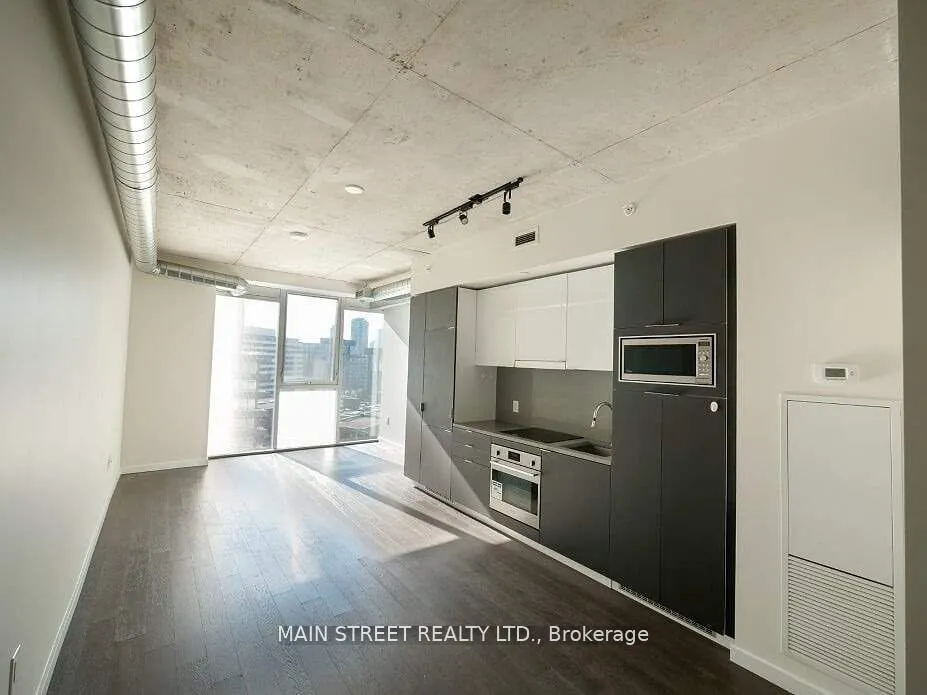 170 Bayview Avenue, #904