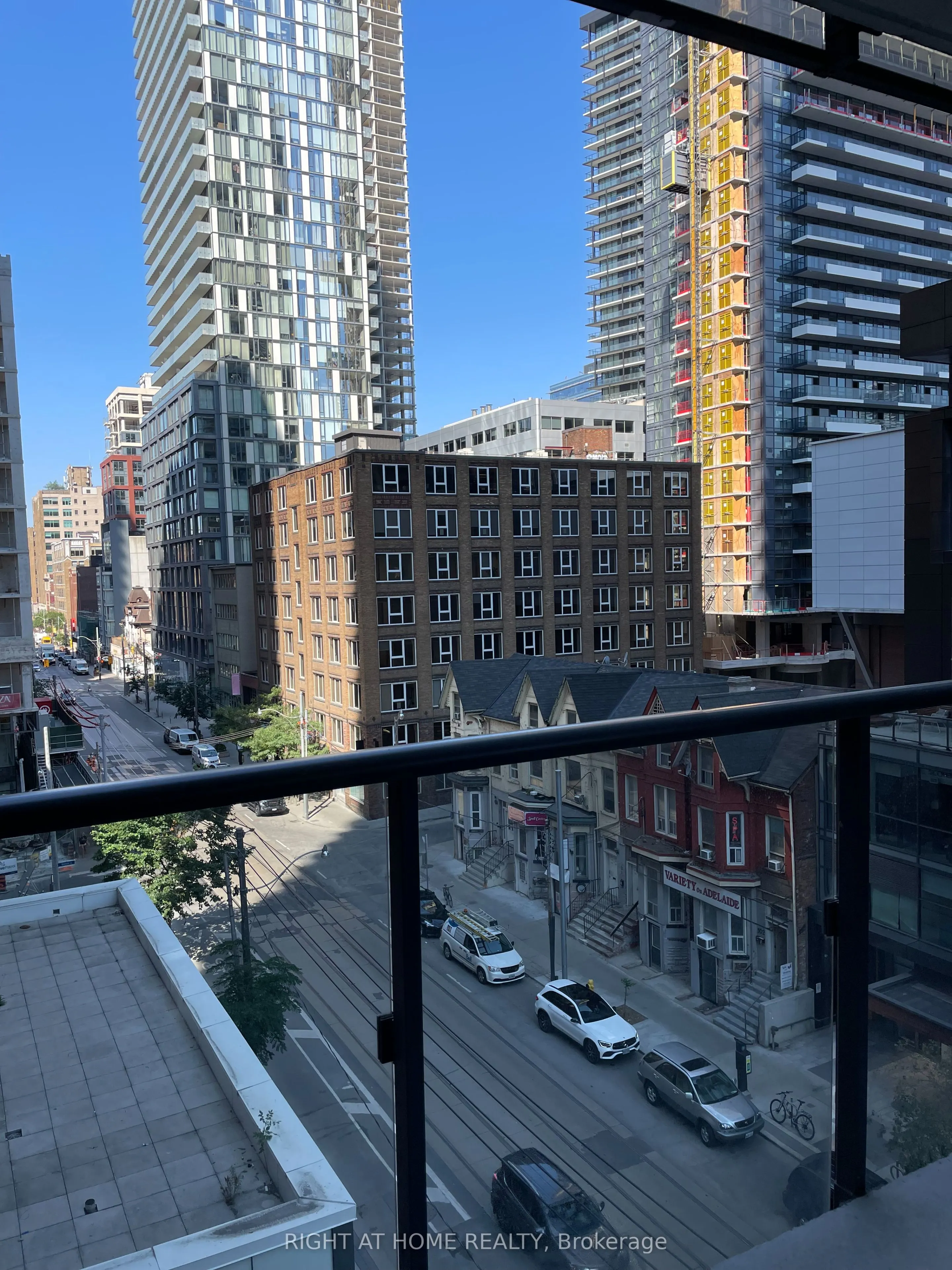 295 Adelaide Street W, #624