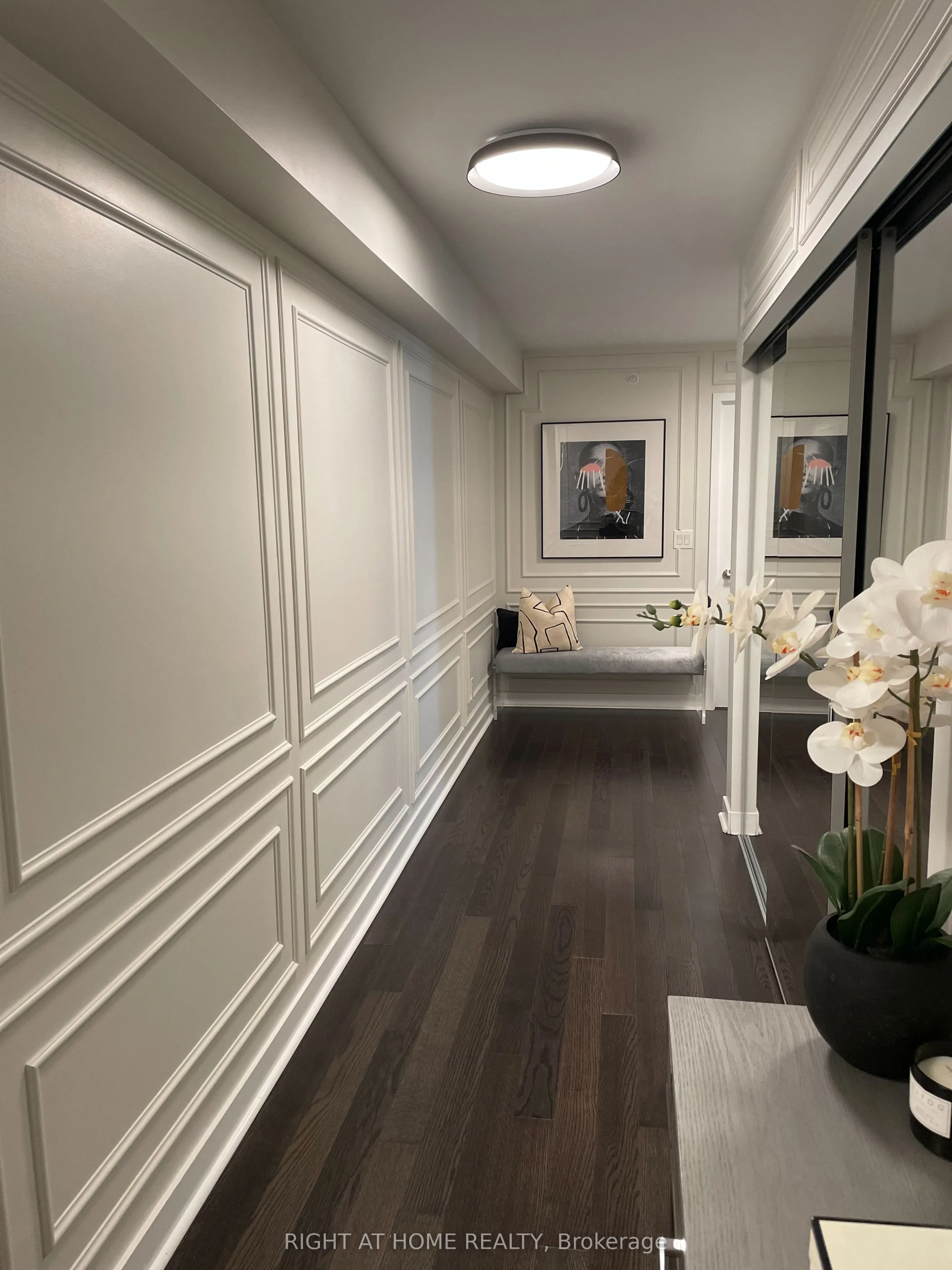 295 Adelaide Street W, #624