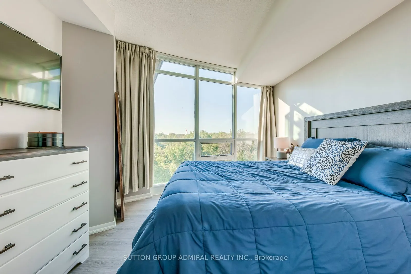 219 Fort York Boulevard, #709