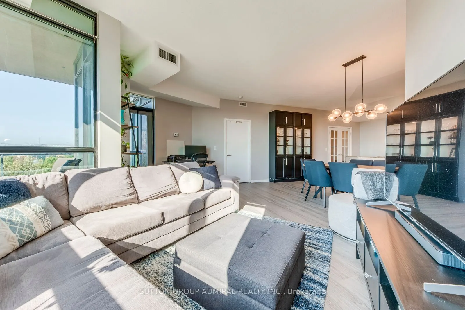 219 Fort York Boulevard, #709