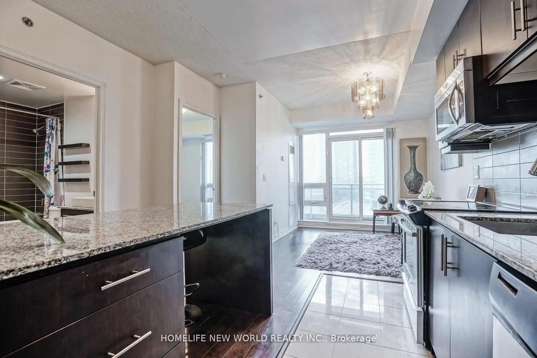 2756 Old Leslie Street, #802