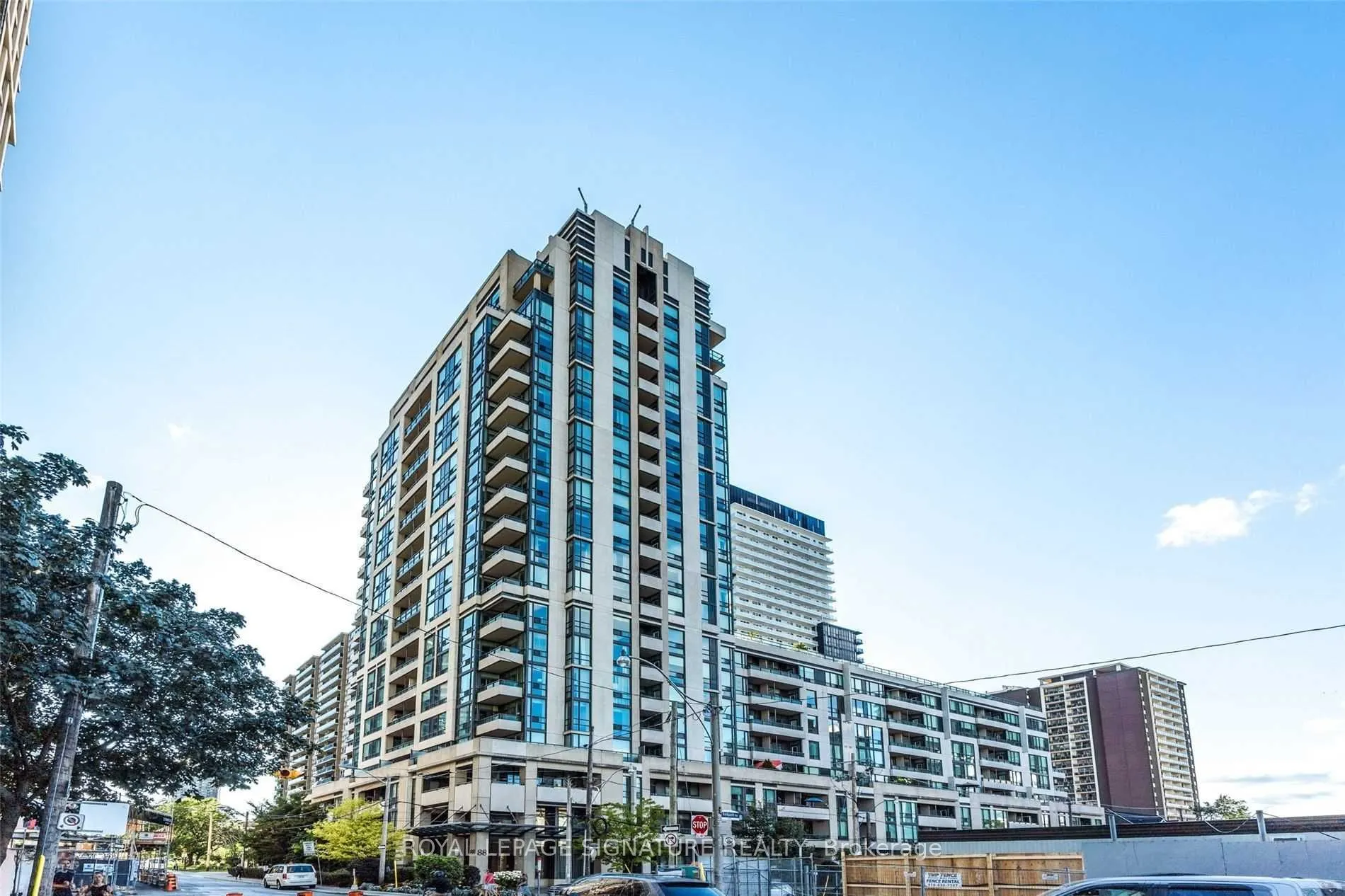 88 Broadway Avenue, #403