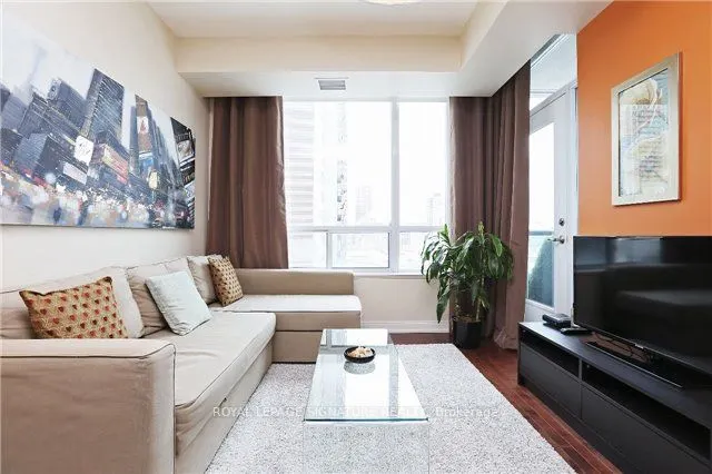 88 Broadway Avenue, #403