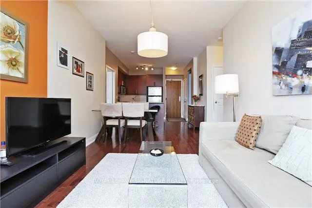 88 Broadway Avenue, #403