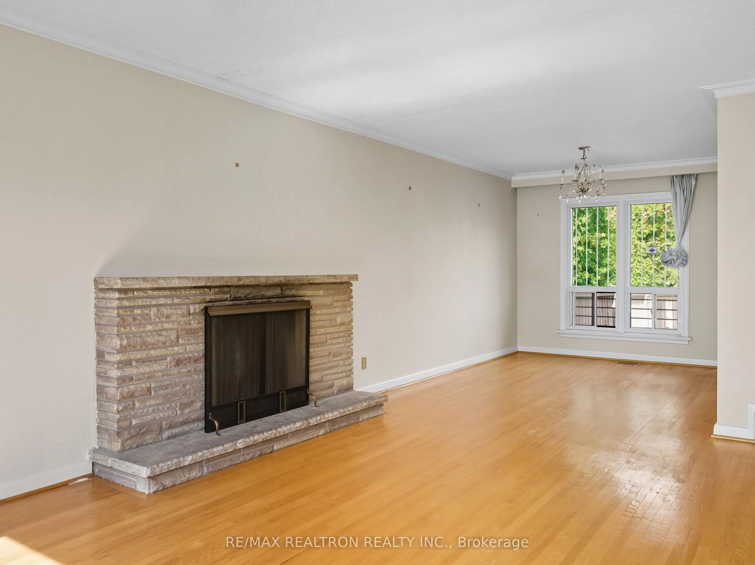 22 Everingham Court