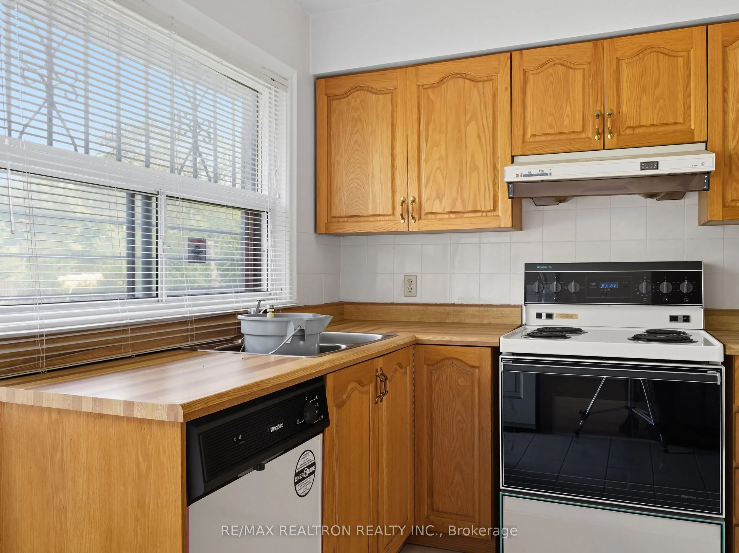 22 Everingham Court