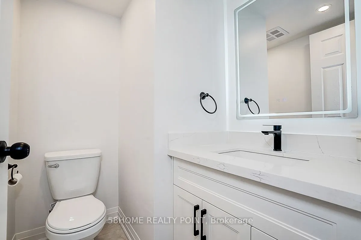 8D Leaside Park Drive, #8D