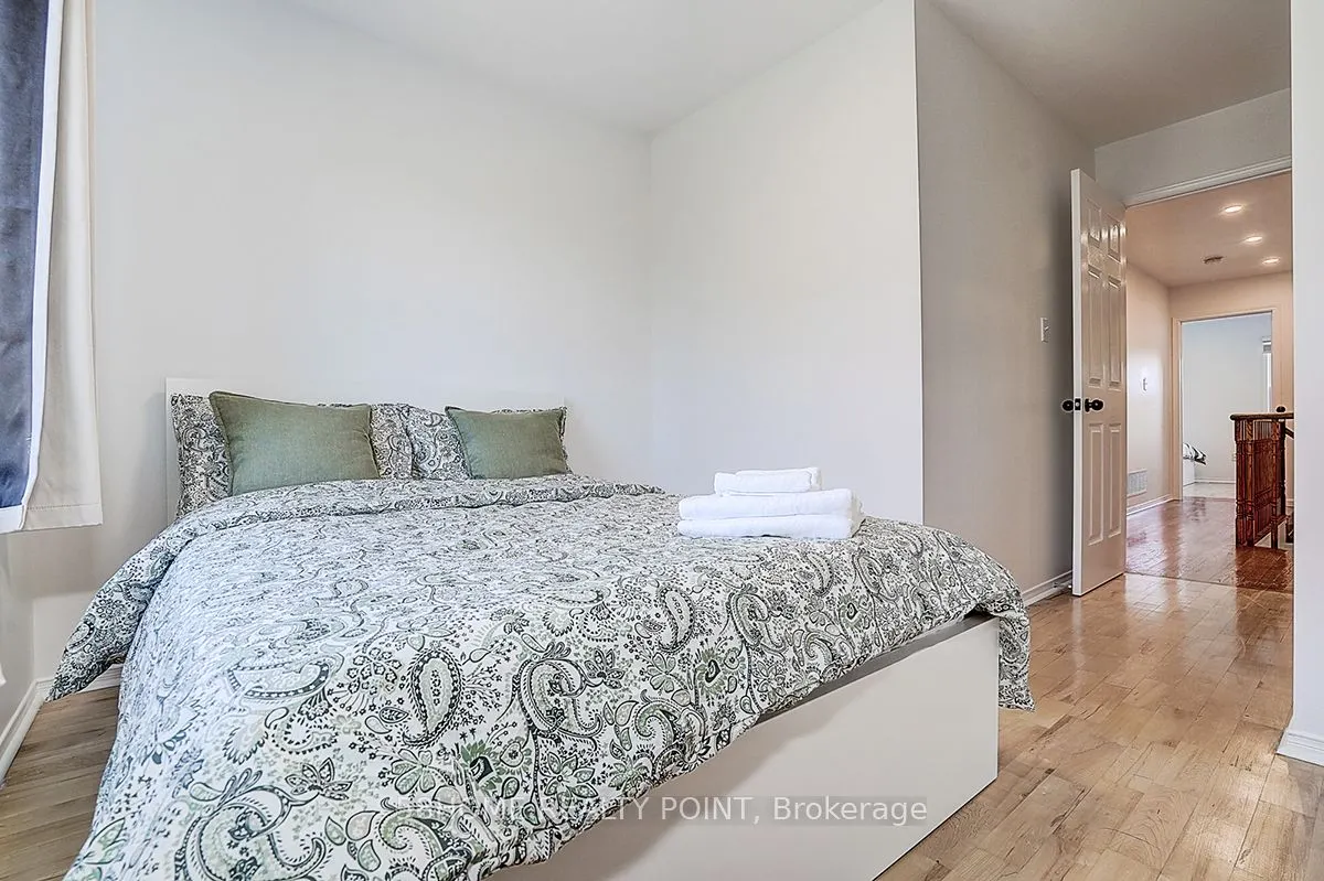 8D Leaside Park Drive, #8D