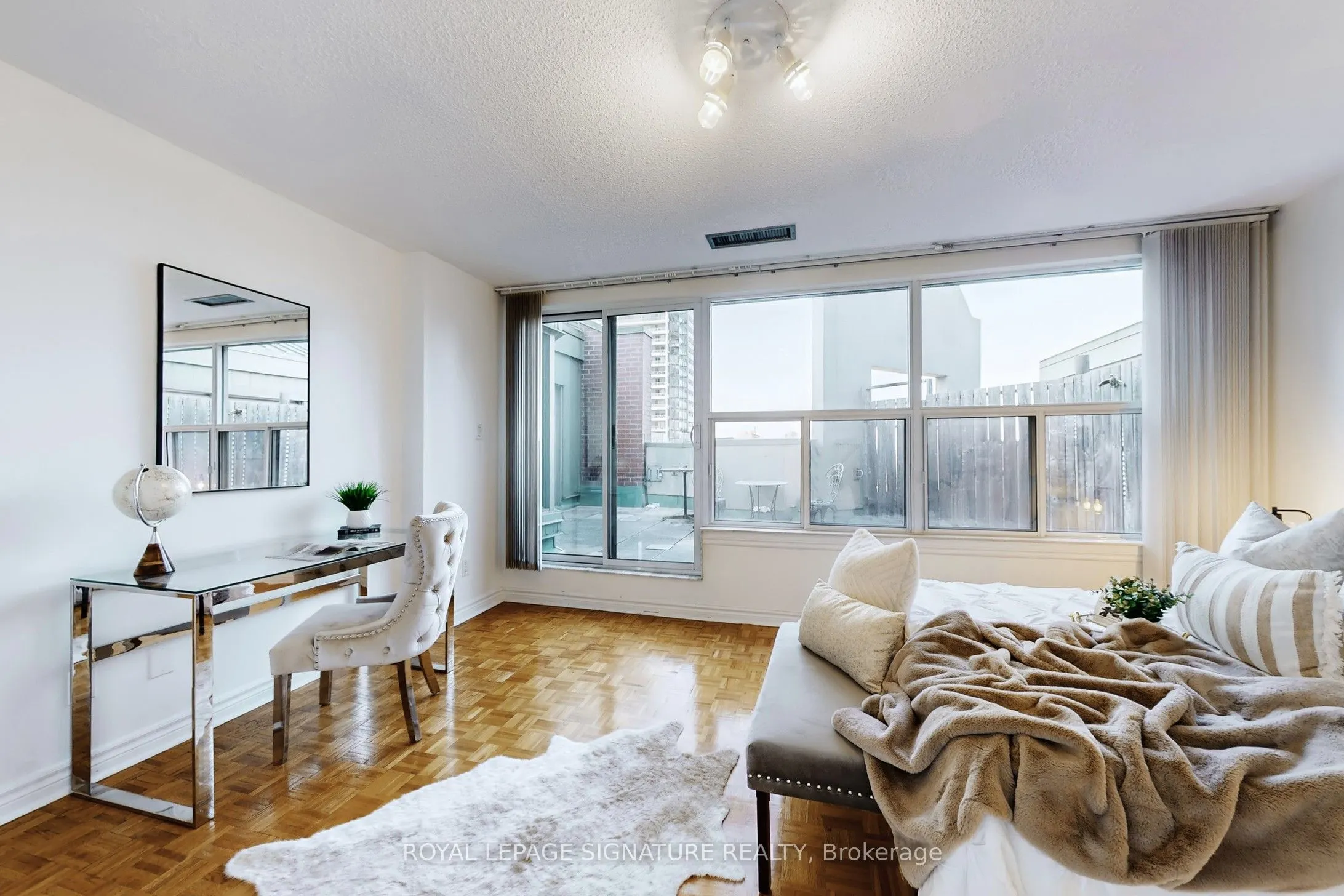 5795 Yonge Street, #1205