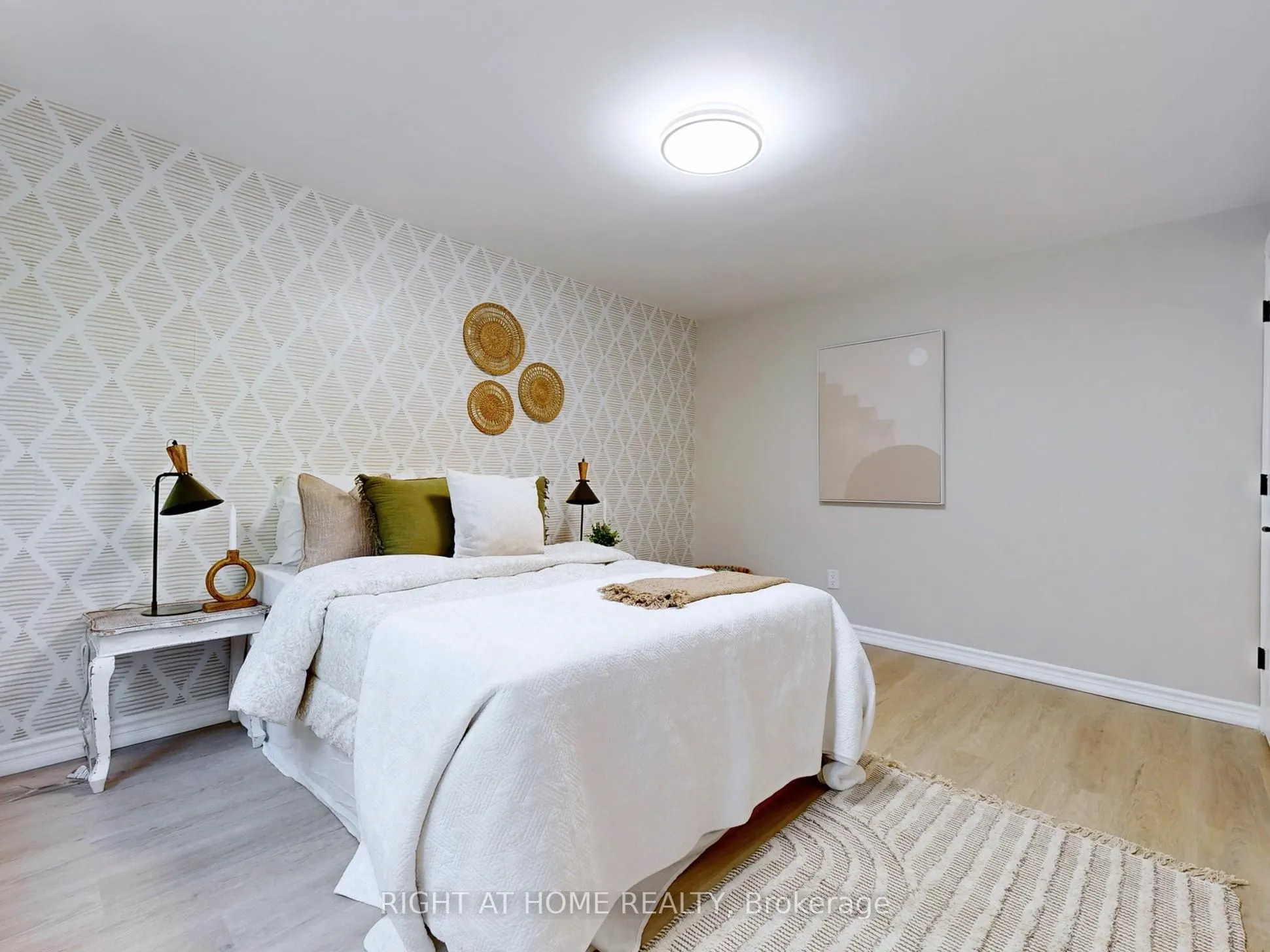 61 Plum Tree Way, #18