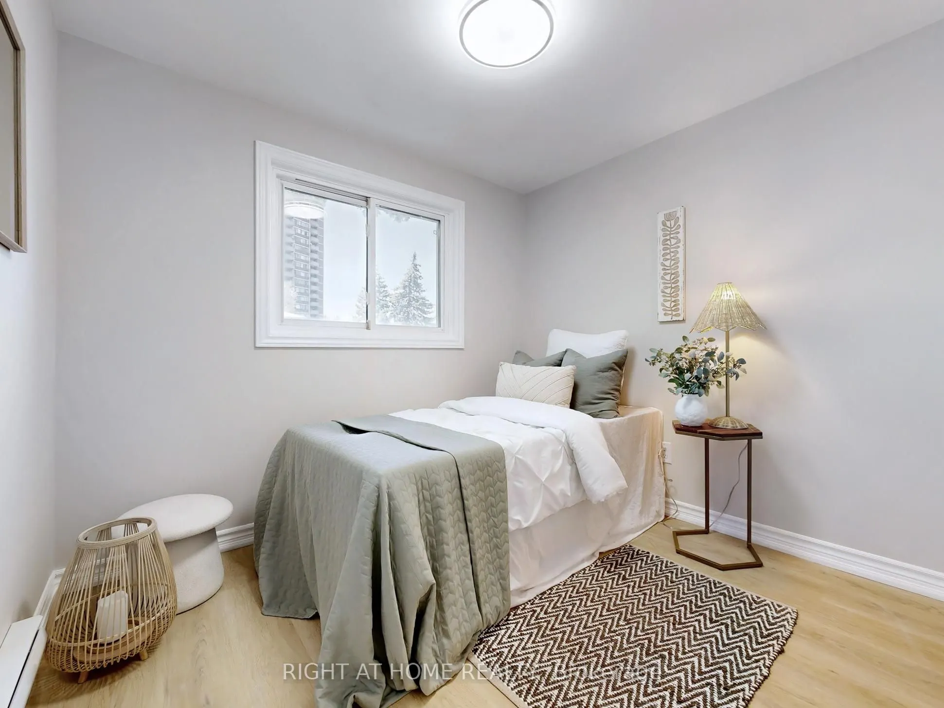 61 Plum Tree Way, #18