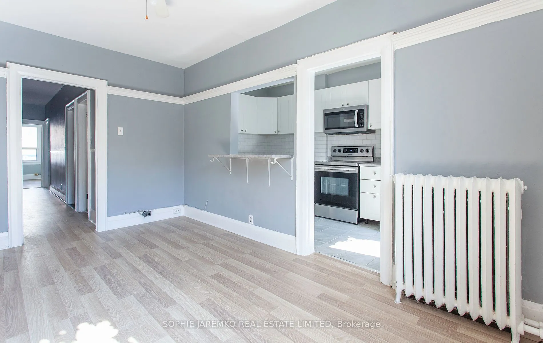 971A Bloor Street W