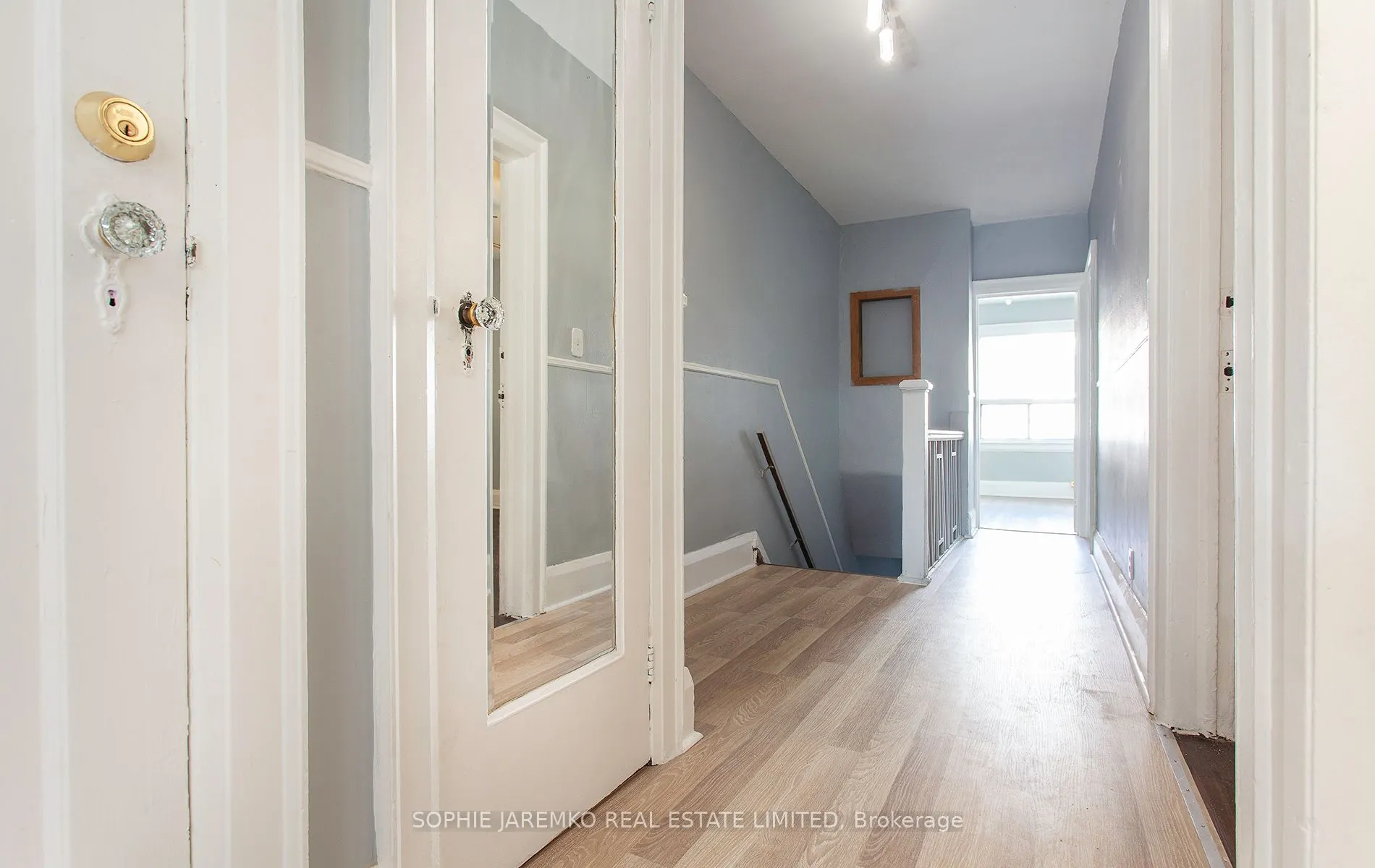 971A Bloor Street W