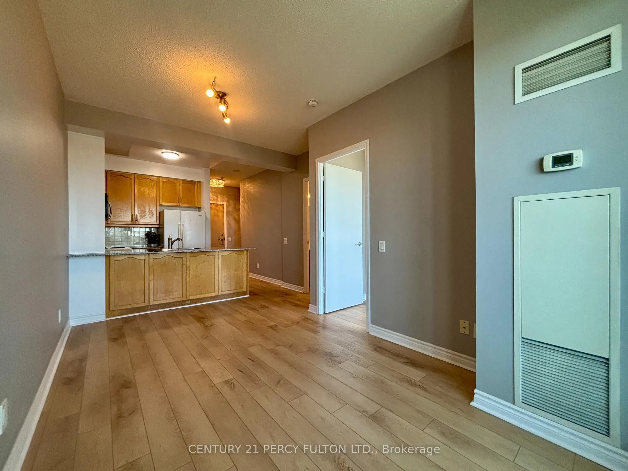 60 Byng Avenue, #2406