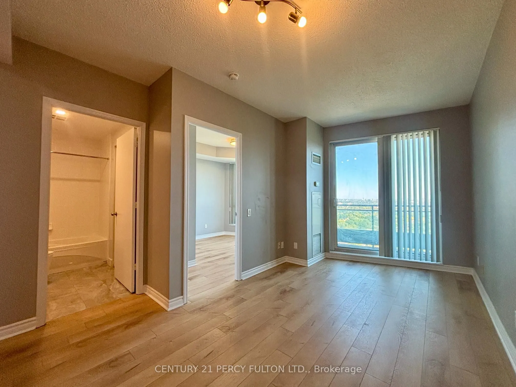60 Byng Avenue, #2406