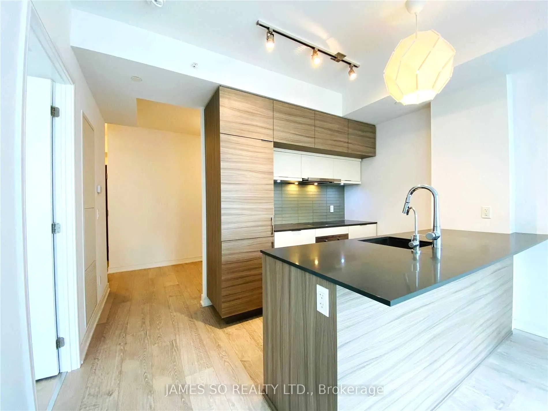 88 Scott Street, #1101