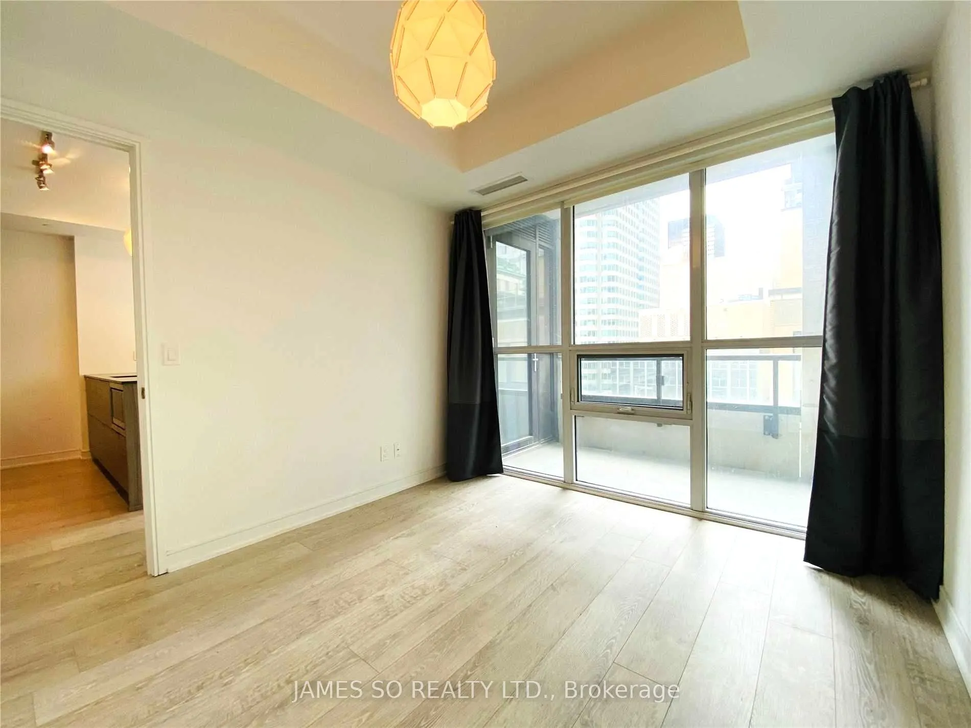 88 Scott Street, #1101