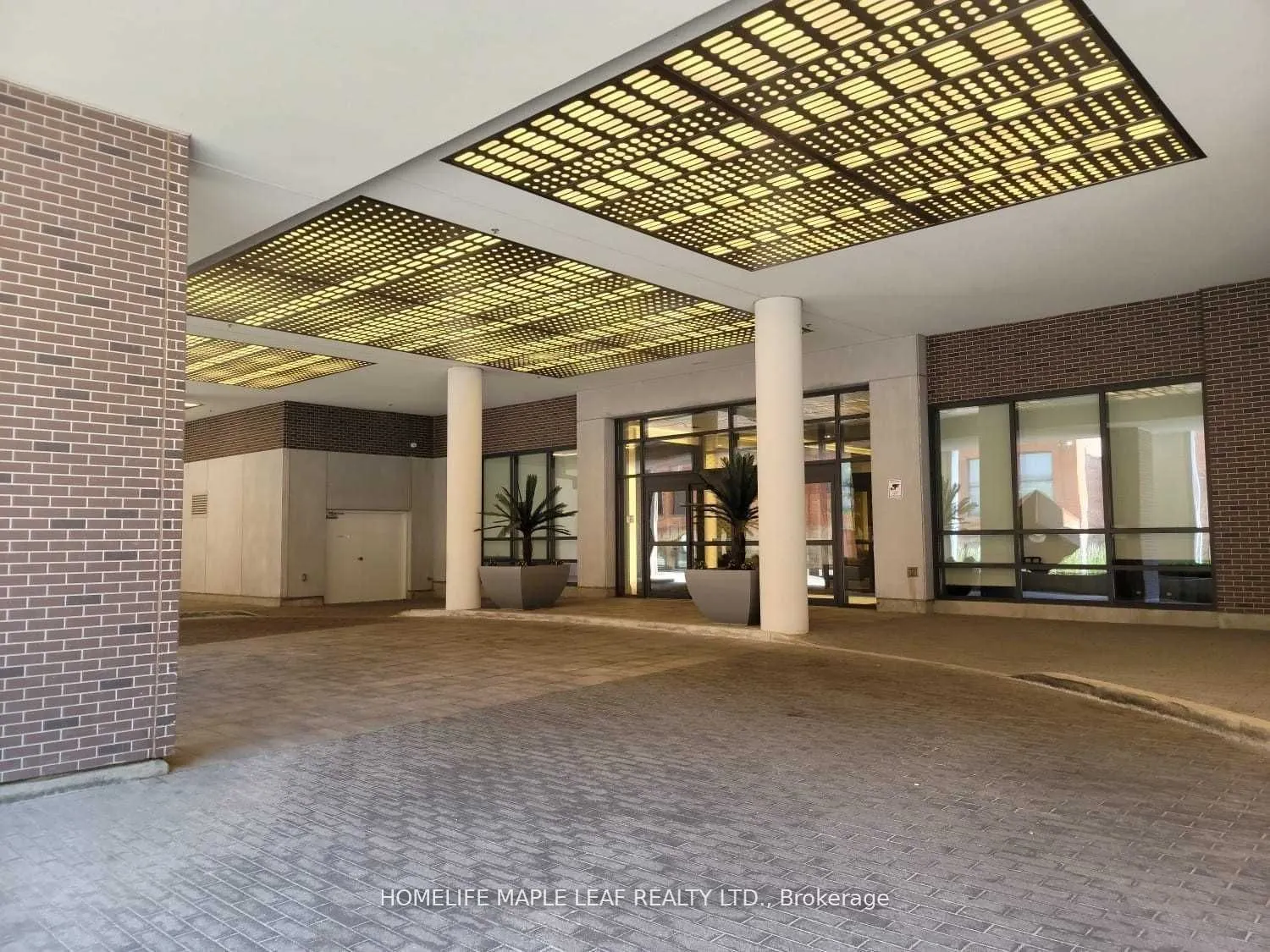 460 Adelaide Street, #920