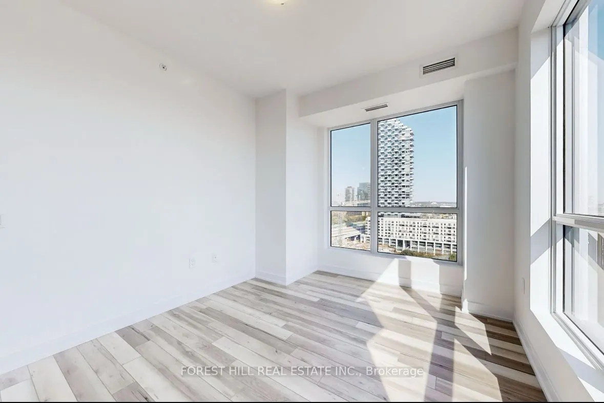 15 Richardson Street, #1613