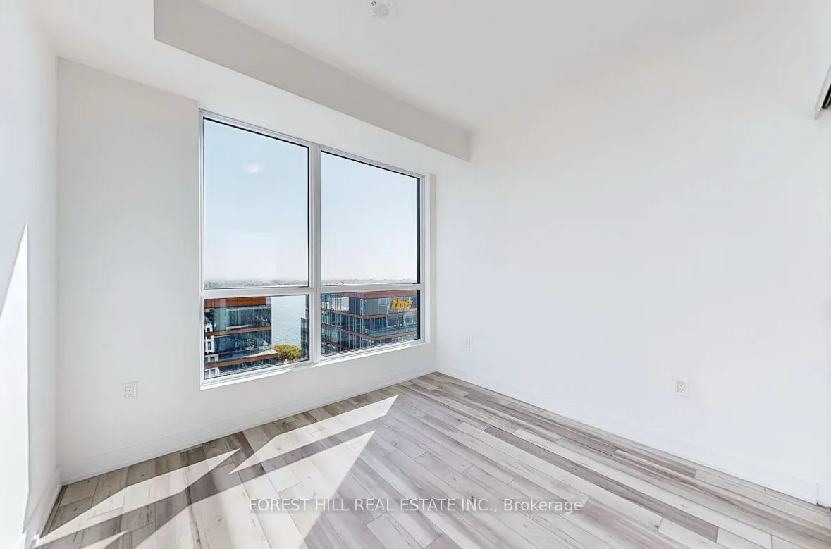 15 Richardson Street, #1613