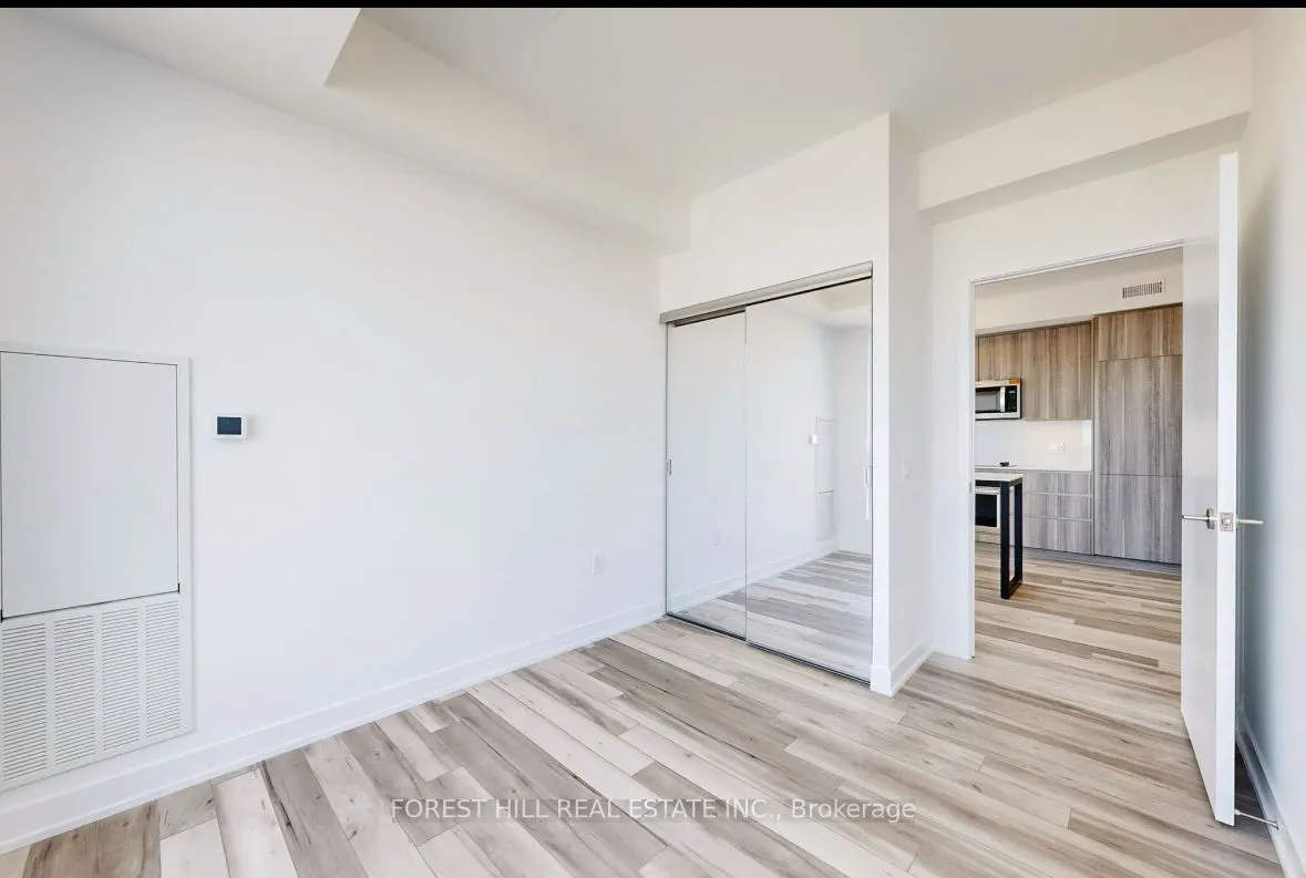 15 Richardson Street, #1613