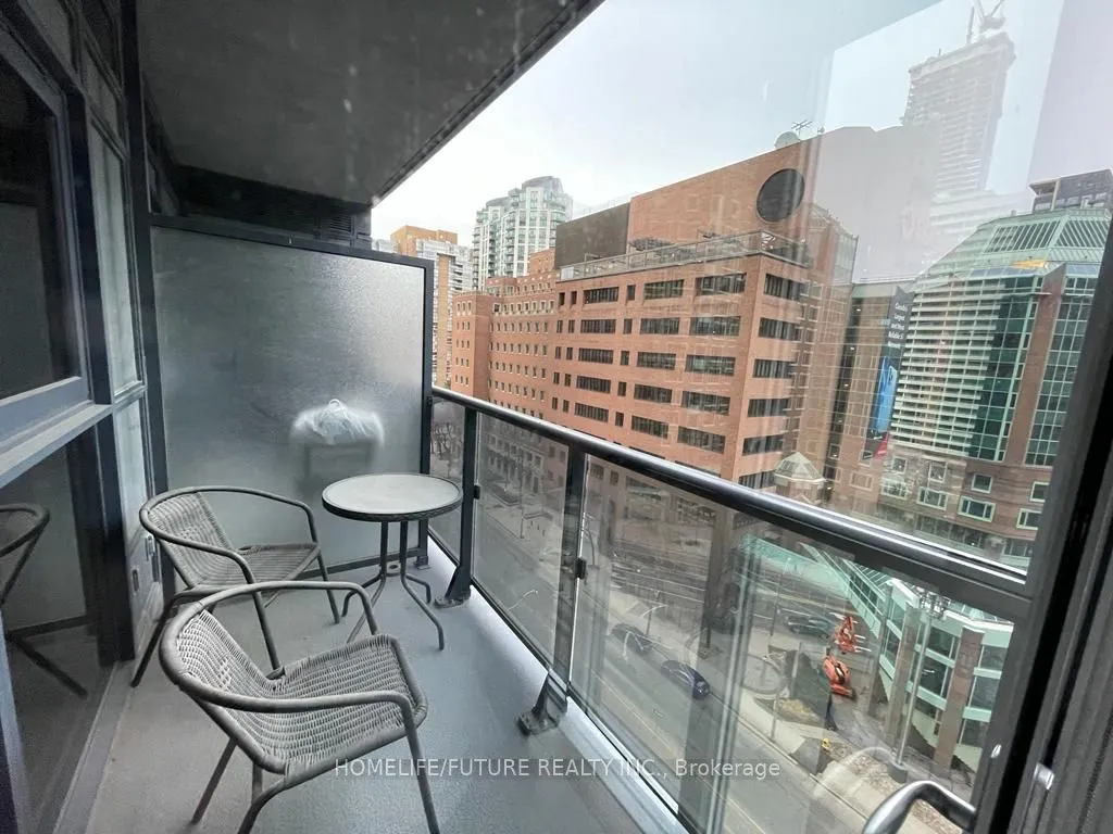 28 Ted Rogers Way, #1002