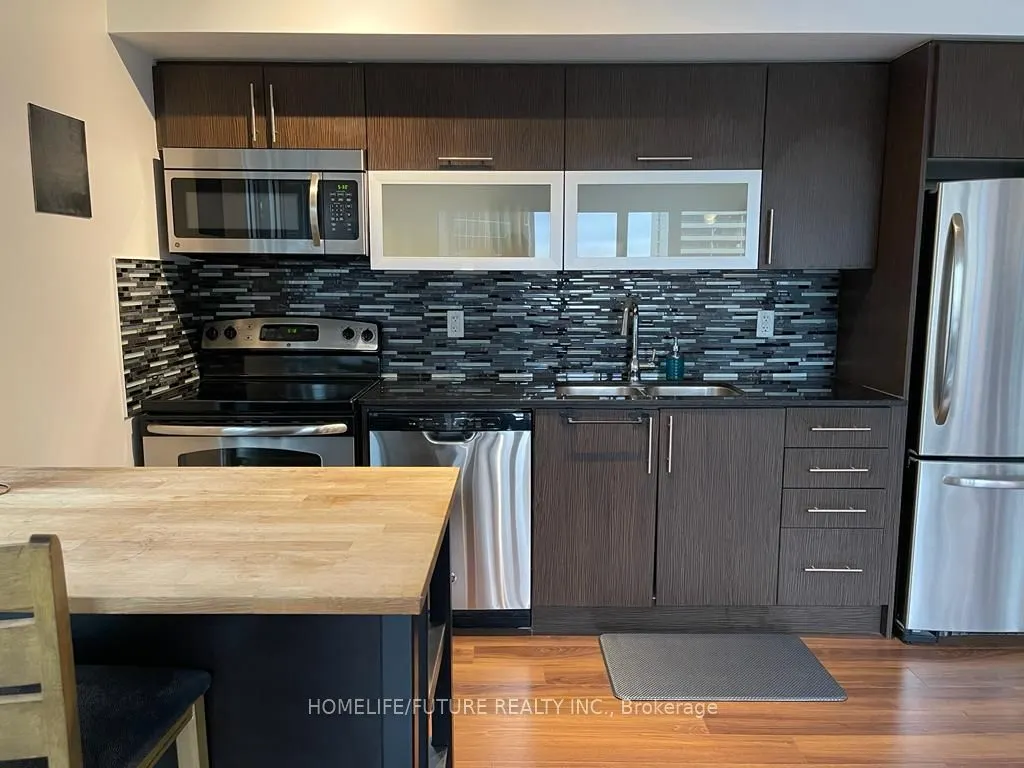 28 Ted Rogers Way, #1002