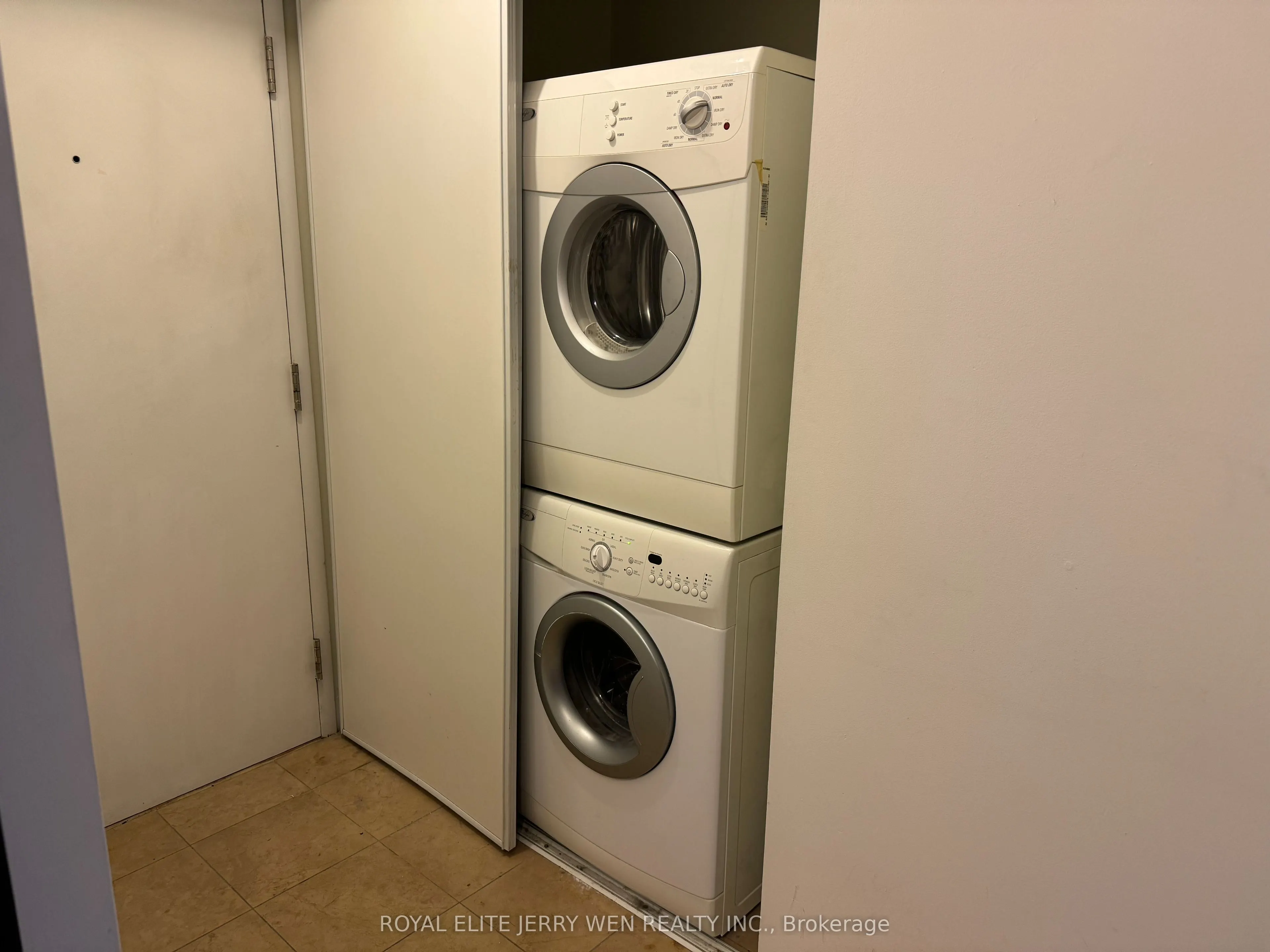 373 Front Street W, #301