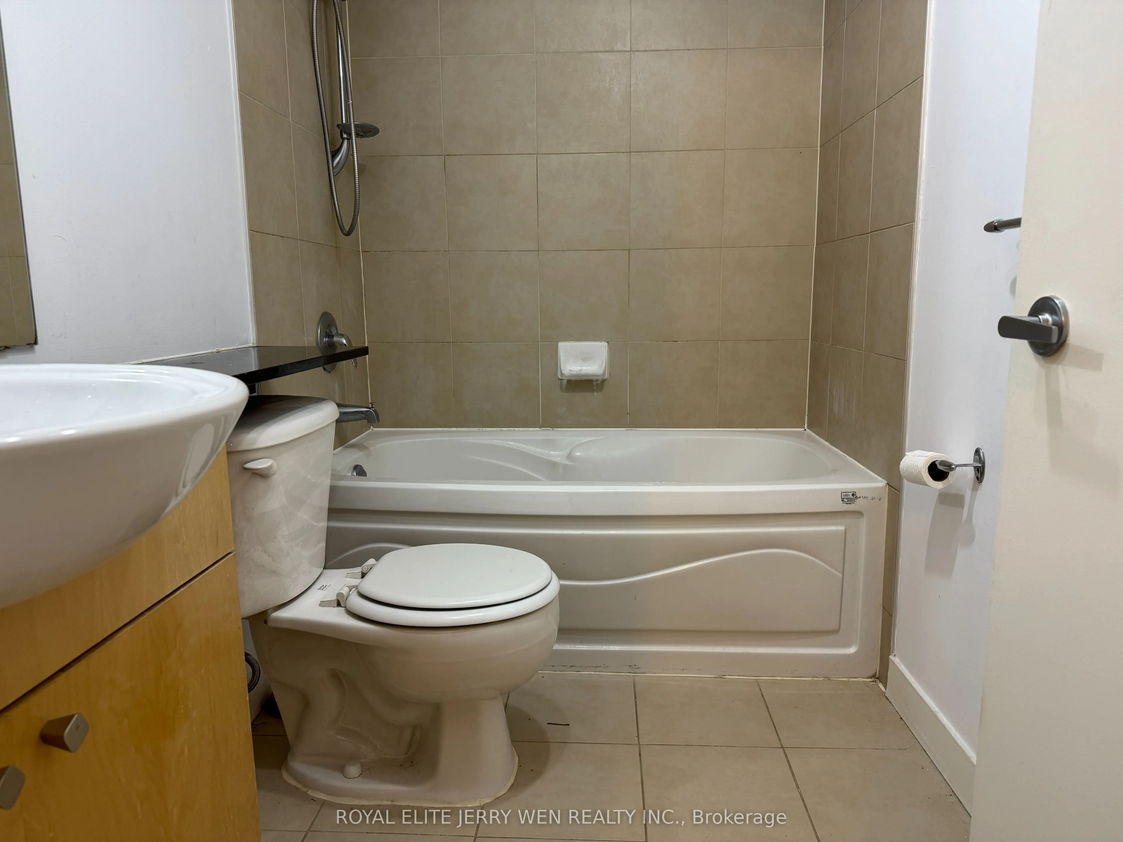373 Front Street W, #301