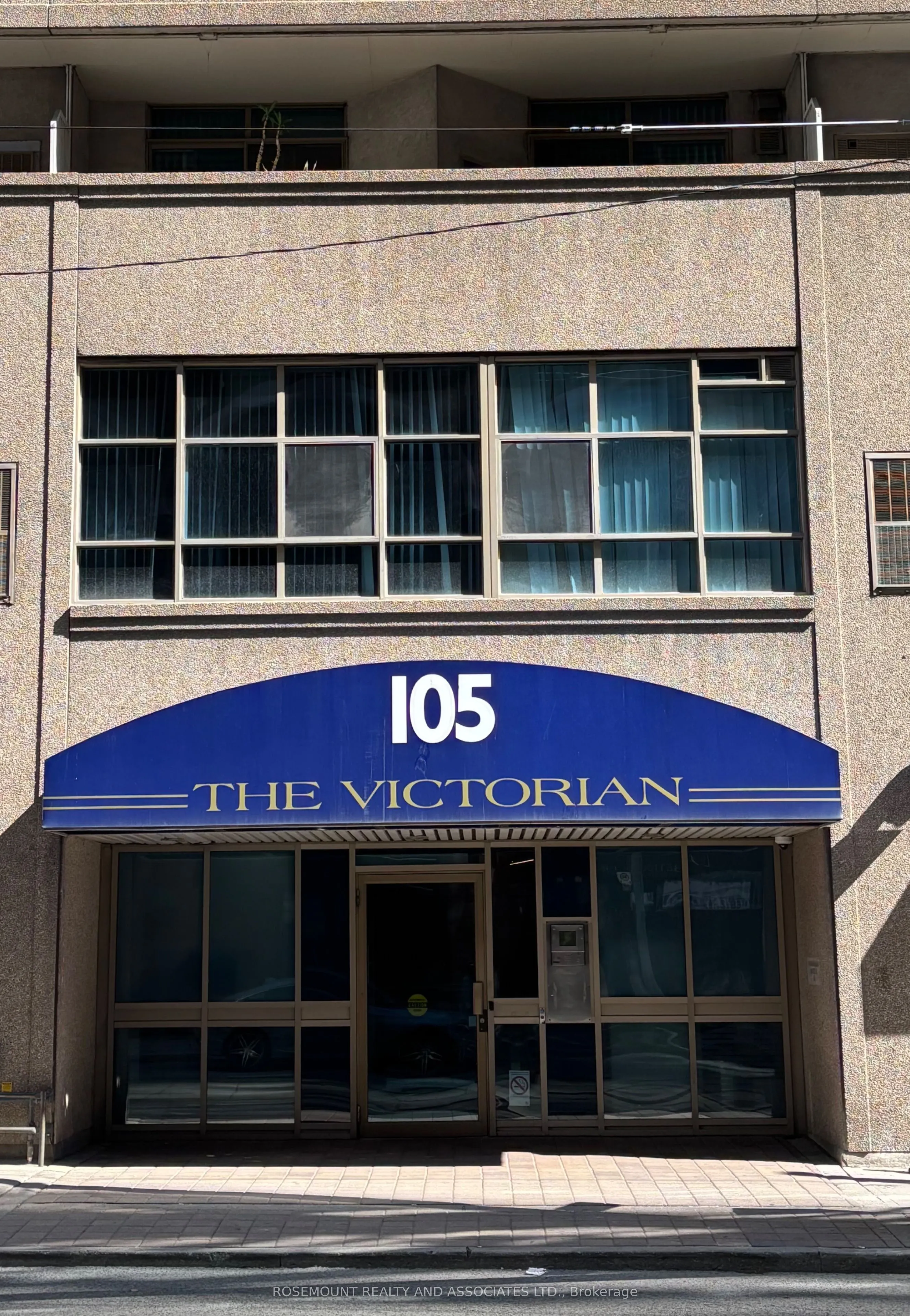 105 Victoria Street, #809