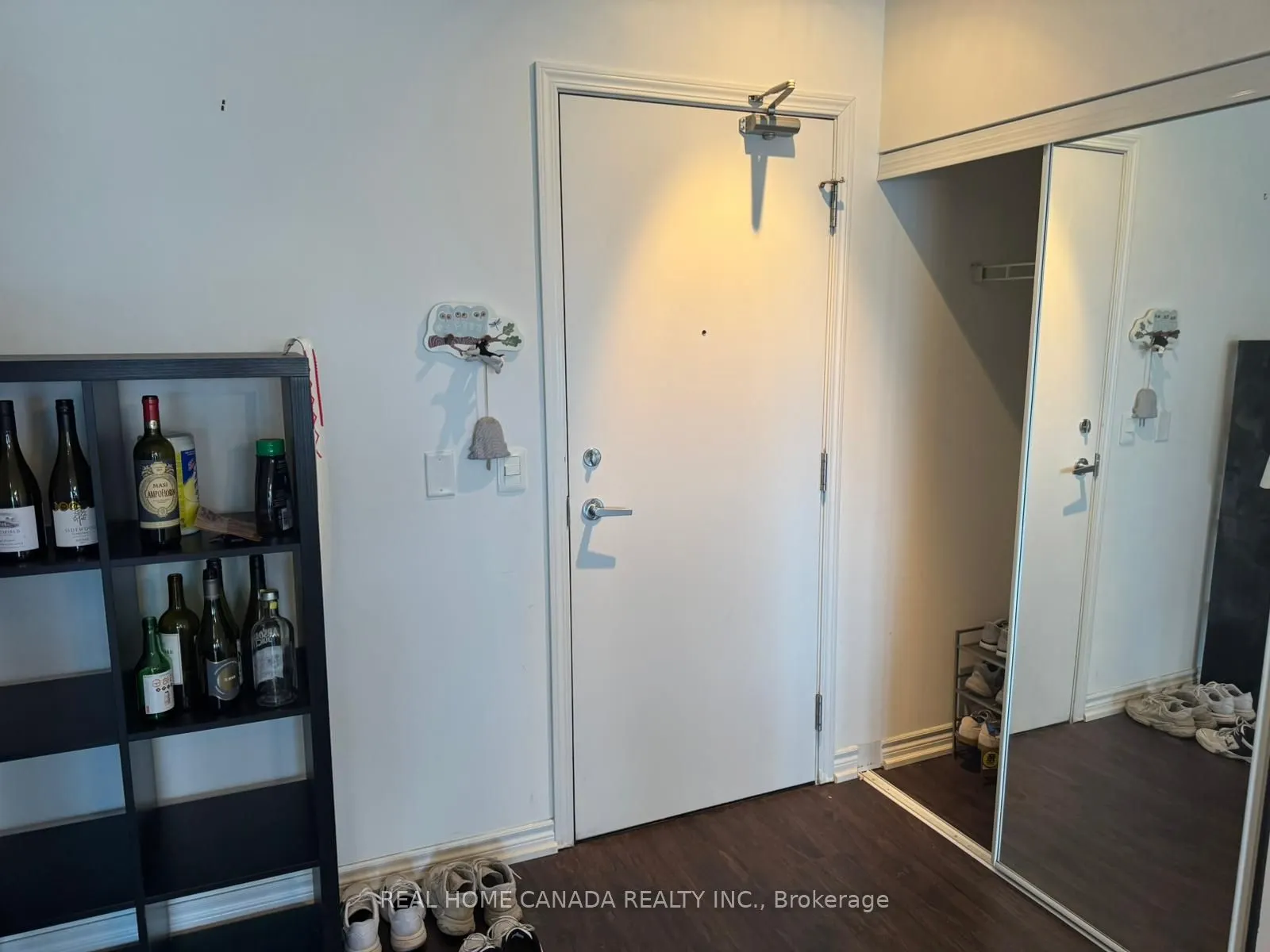 2885 Bayview Avenue, #506