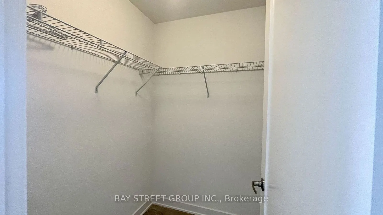 60 Princess Street, #1715 SE