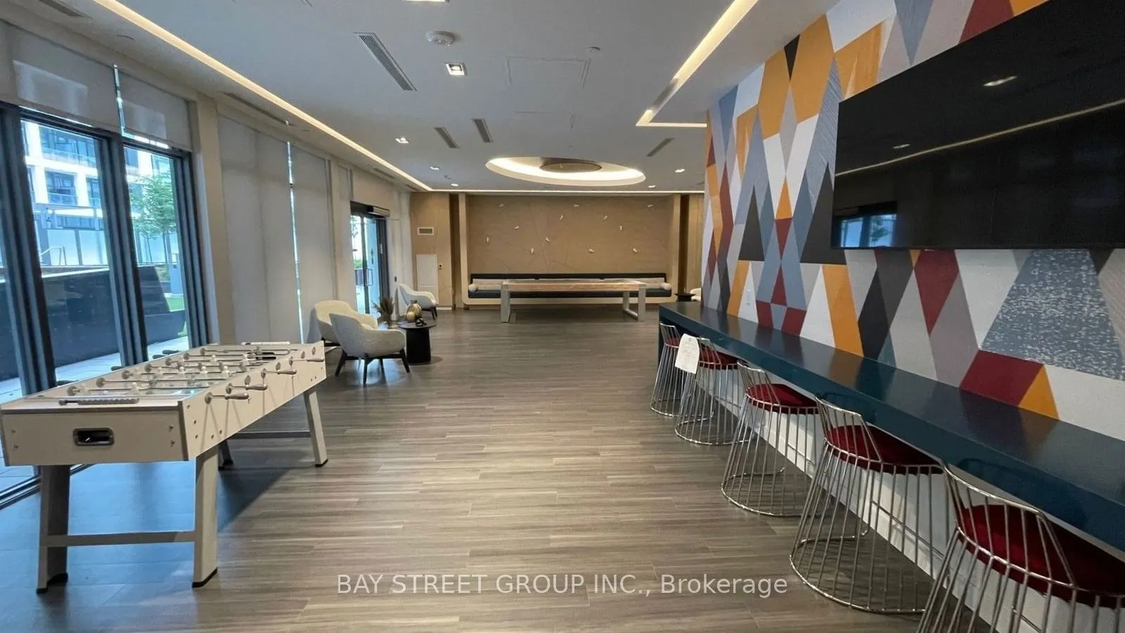 60 Princess Street, #1715 SE