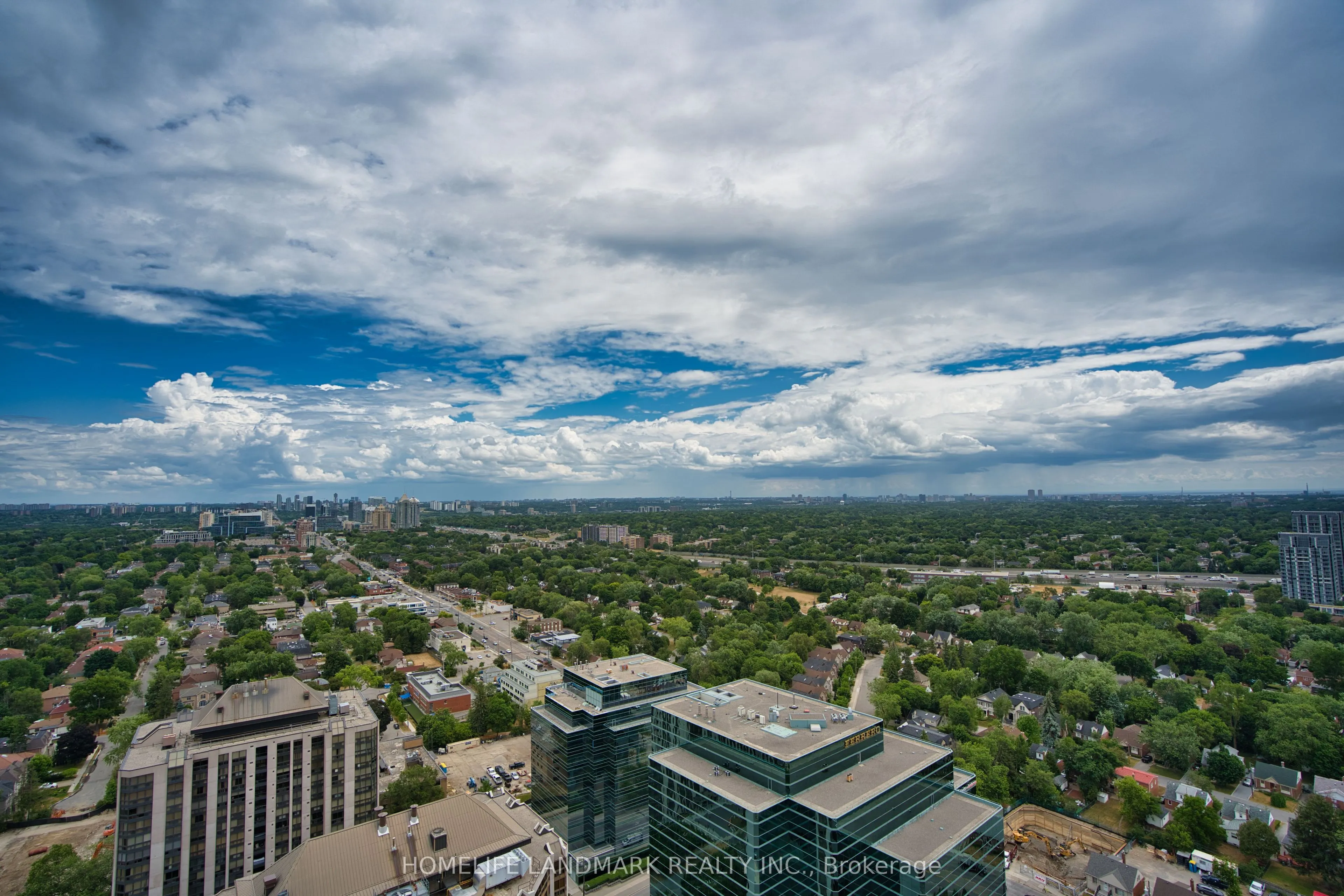 88 Sheppard Avenue E, #3402