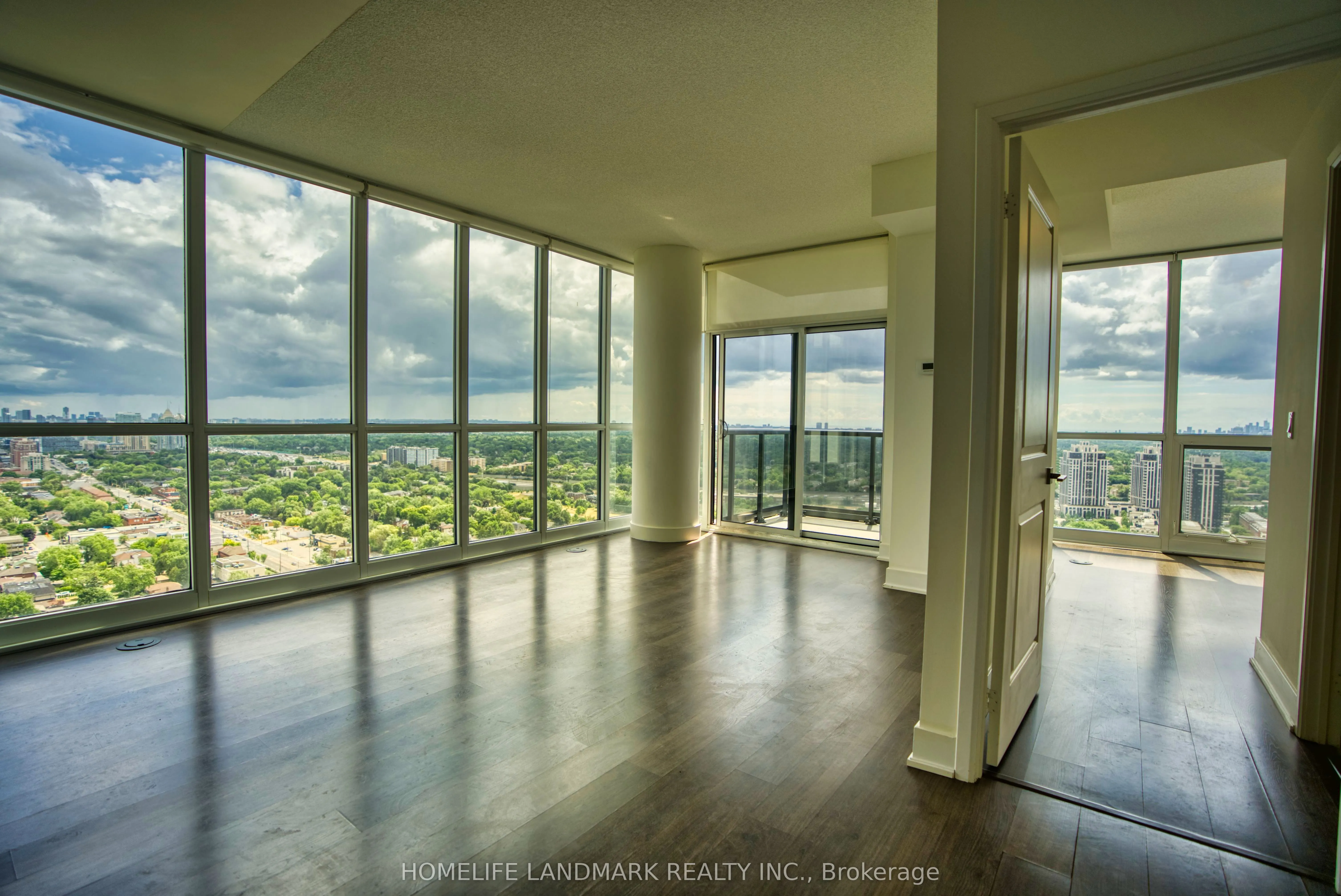 88 Sheppard Avenue E, #3402