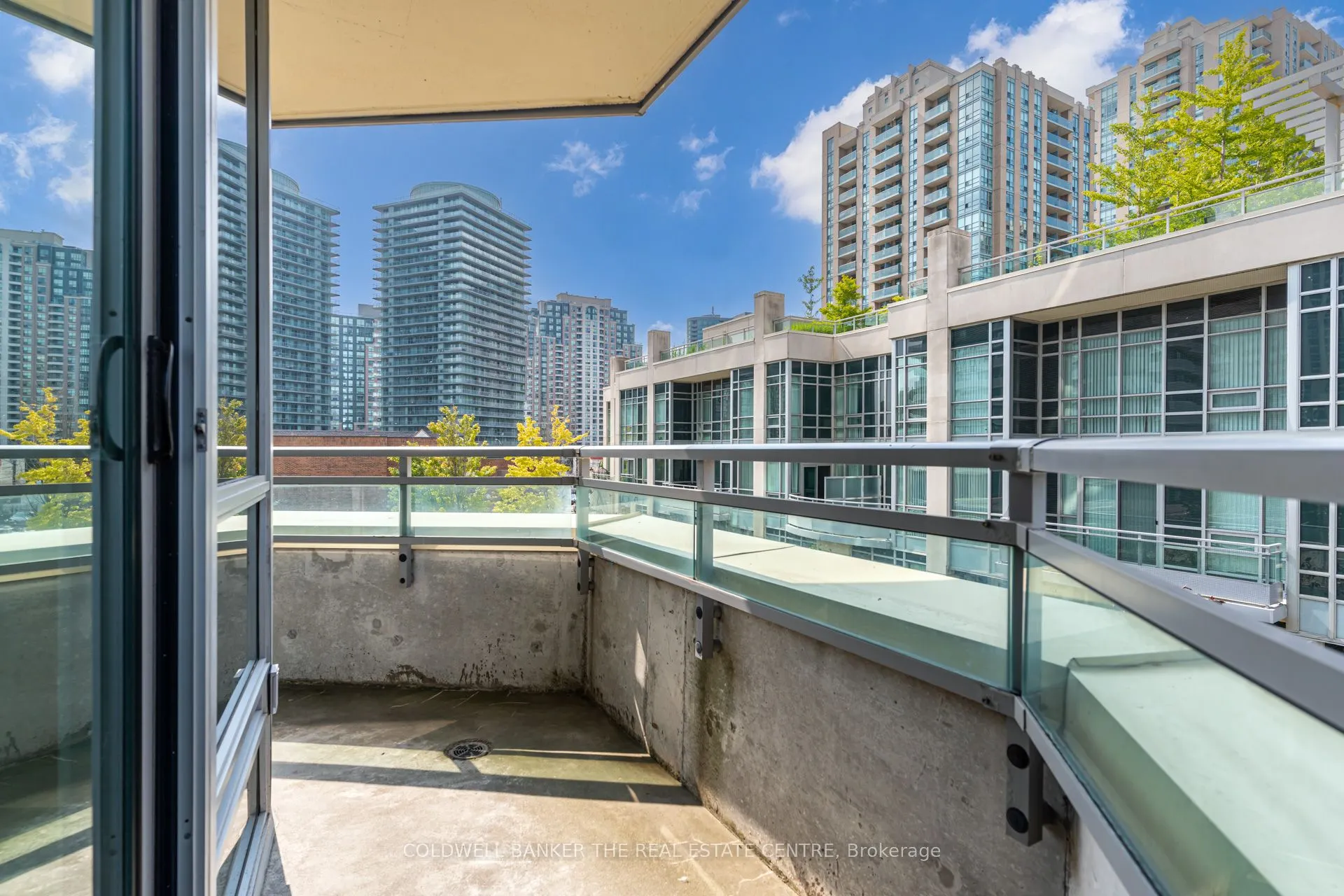 18 Holmes Avenue, #310