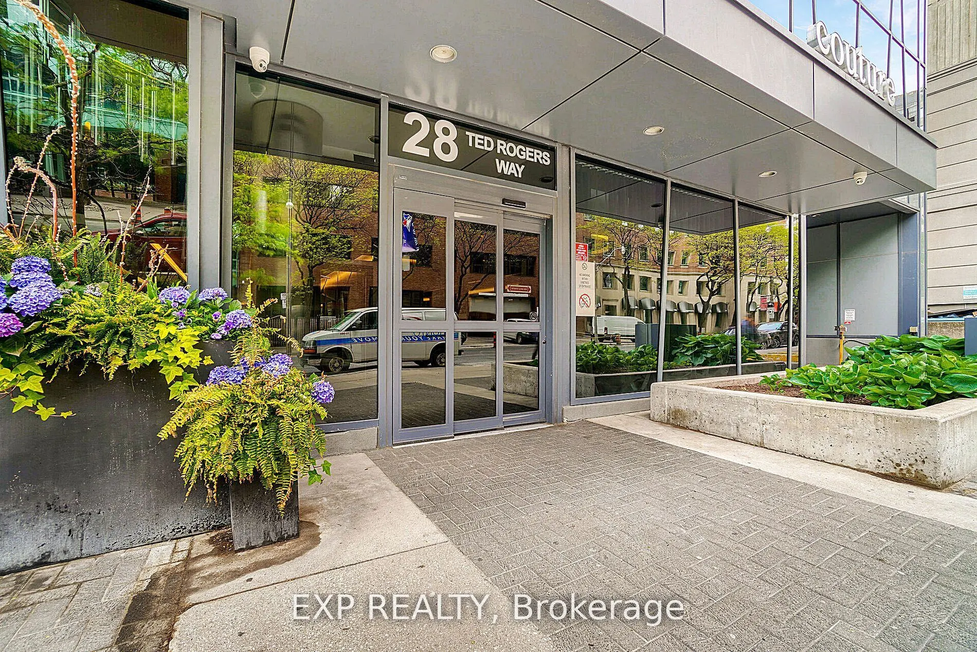 28 Ted Rogers Way, #308