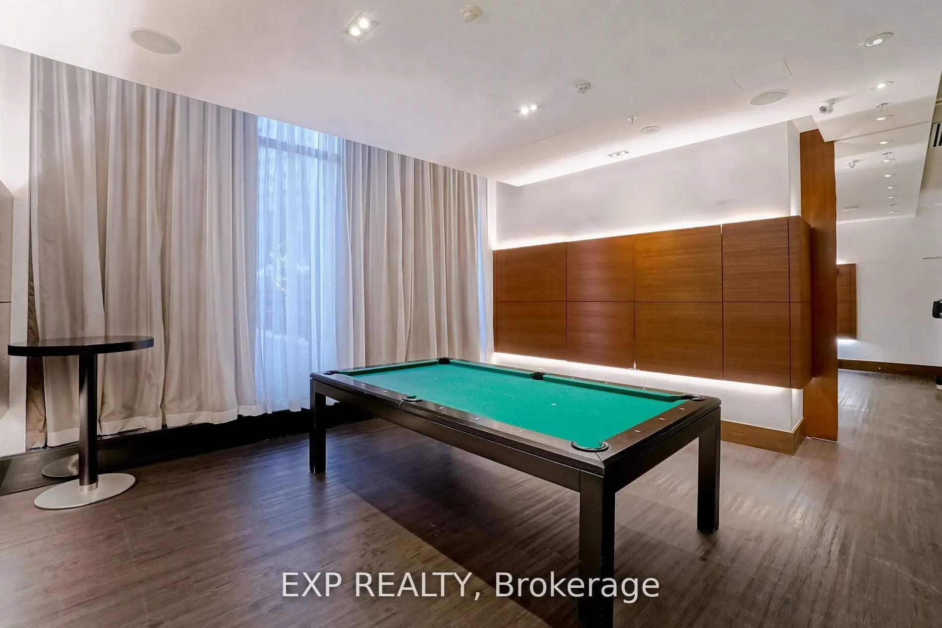 28 Ted Rogers Way, #308