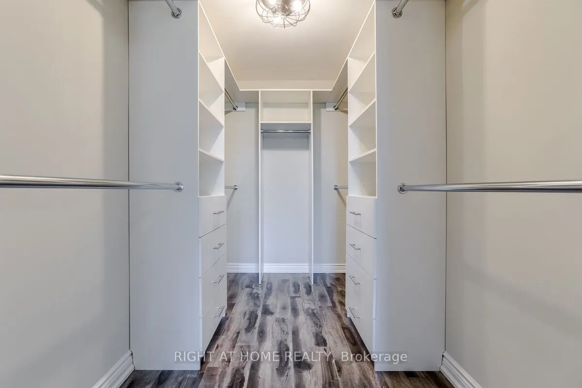 3181 Bayview Avenue, #618