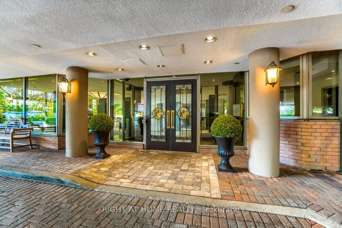 3181 Bayview Avenue, #618