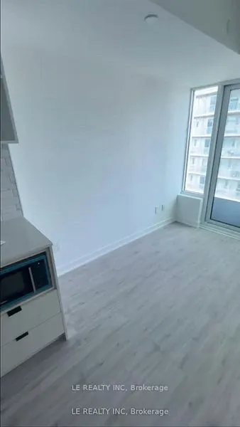 252 Church Street, #2910