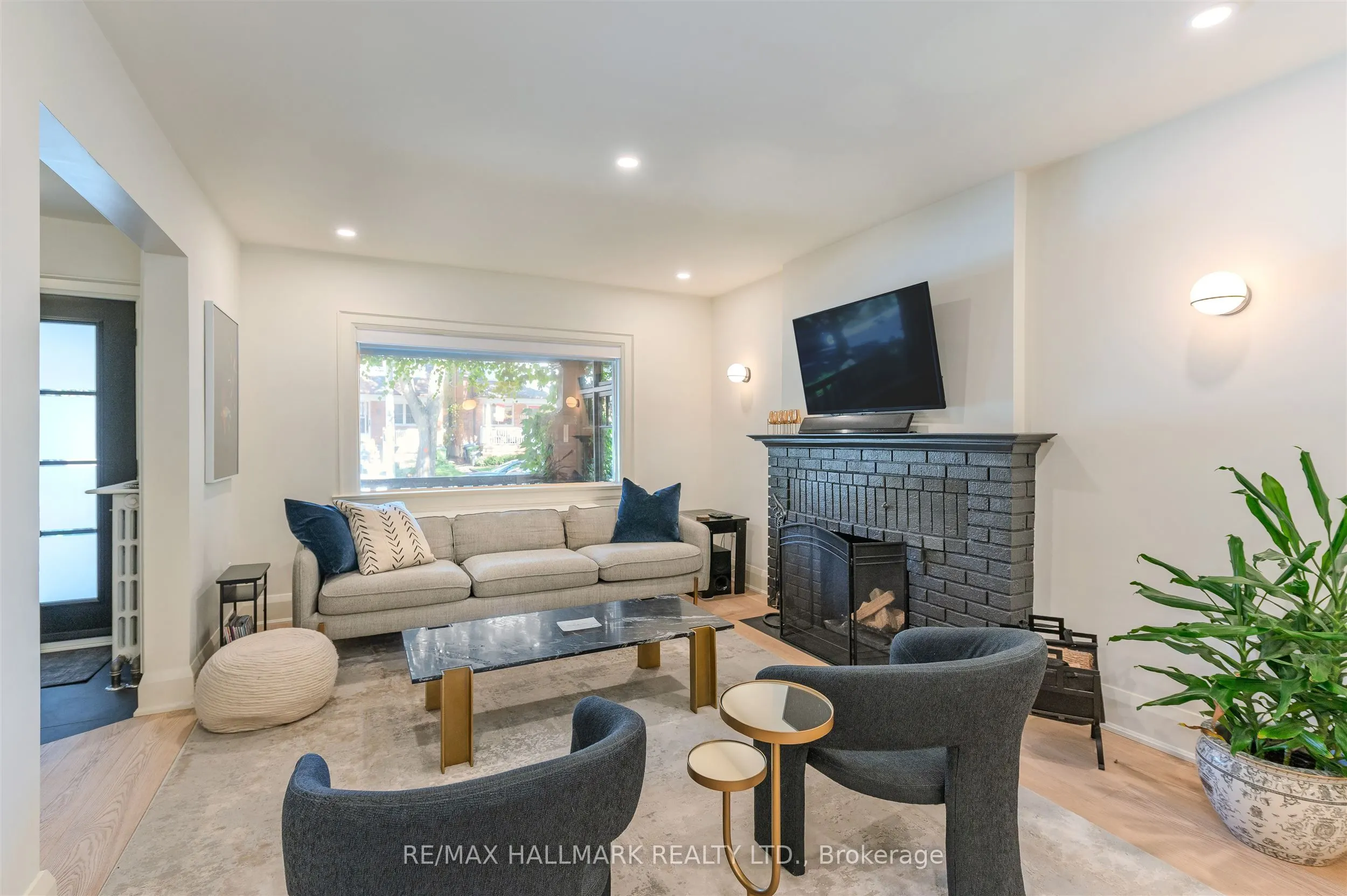 109 Douglas Avenue